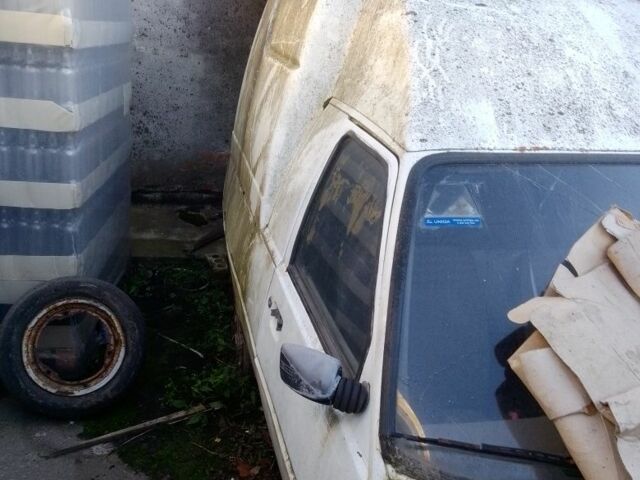 Білий ЗАЗ Інша, об'ємом двигуна 1 л та пробігом 200 тис. км за 300 $, фото 4 на Automoto.ua