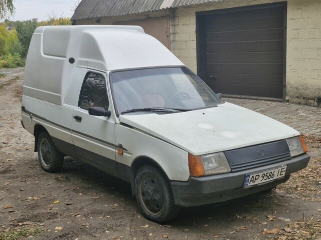 Белый ЗАЗ Другая, объемом двигателя 1.2 л и пробегом 200 тыс. км за 721 $, фото 1 на Automoto.ua