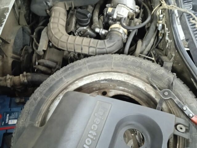 Белый ЗАЗ Другая, объемом двигателя 1.2 л и пробегом 400 тыс. км за 1600 $, фото 4 на Automoto.ua