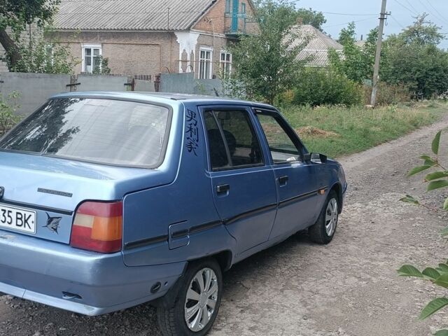 Синій ЗАЗ Інша, об'ємом двигуна 1.2 л та пробігом 125 тис. км за 571 $, фото 4 на Automoto.ua