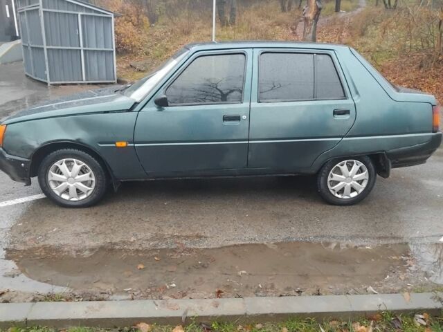 Зеленый ЗАЗ Другая, объемом двигателя 1.2 л и пробегом 120 тыс. км за 1100 $, фото 4 на Automoto.ua