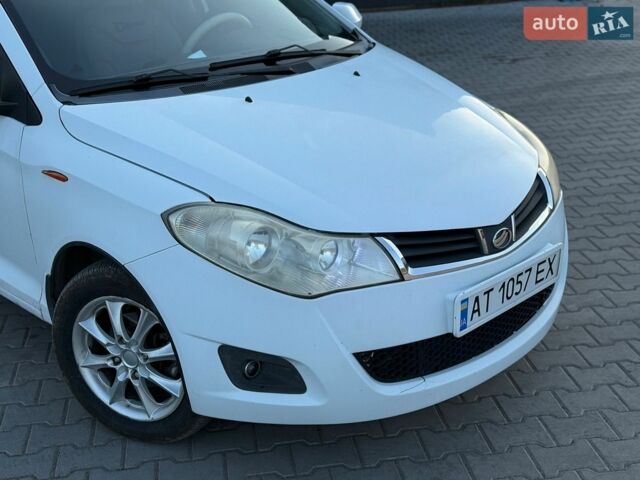 Білий ЗАЗ Форза, об'ємом двигуна 1.5 л та пробігом 110 тис. км за 2100 $, фото 47 на Automoto.ua