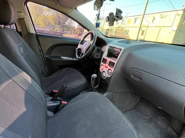 Белый ЗАЗ Форза, объемом двигателя 1.5 л и пробегом 225 тыс. км за 1800 $, фото 7 на Automoto.ua