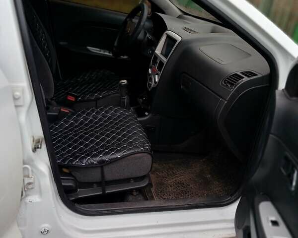 Білий ЗАЗ Форза, об'ємом двигуна 1.6 л та пробігом 157 тис. км за 3000 $, фото 5 на Automoto.ua