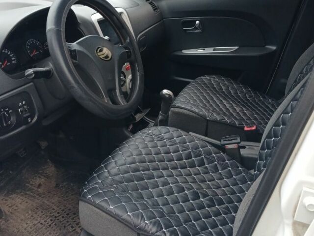 Белый ЗАЗ Форза, объемом двигателя 0 л и пробегом 157 тыс. км за 3000 $, фото 6 на Automoto.ua