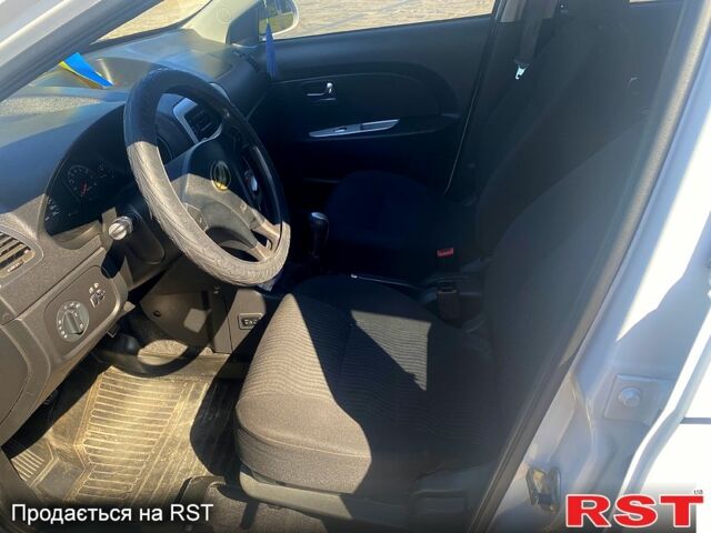 Білий ЗАЗ Форза, об'ємом двигуна 1.5 л та пробігом 74 тис. км за 3800 $, фото 6 на Automoto.ua