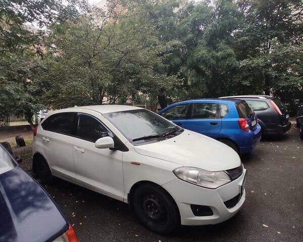 Белый ЗАЗ Форза, объемом двигателя 1.5 л и пробегом 192 тыс. км за 2500 $, фото 2 на Automoto.ua