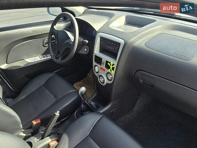 Белый ЗАЗ Форза, объемом двигателя 1.5 л и пробегом 70 тыс. км за 4700 $, фото 12 на Automoto.ua