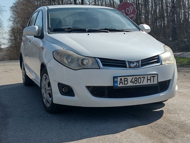 Белый ЗАЗ Форза, объемом двигателя 1.5 л и пробегом 175 тыс. км за 3100 $, фото 3 на Automoto.ua