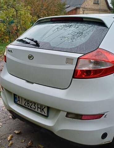 ЗАЗ Форза 2014 в Киеве на Automoto.ua Белый ЗАЗ Форза, объемом двигателя 1.6 л и пробегом 109 тыс. км за 3200 $, фото 9 на Automoto.ua