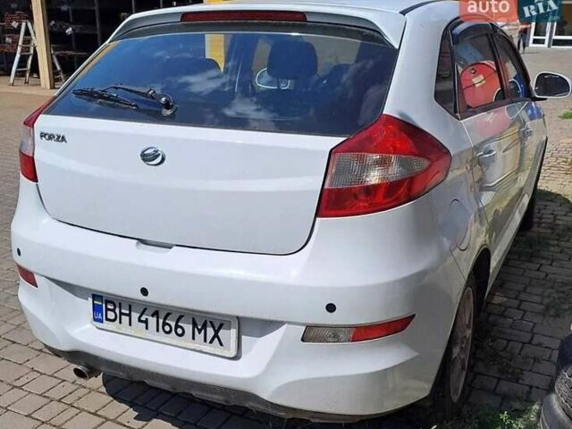 Белый ЗАЗ Форза, объемом двигателя 1.5 л и пробегом 47 тыс. км за 4500 $, фото 1 на Automoto.ua