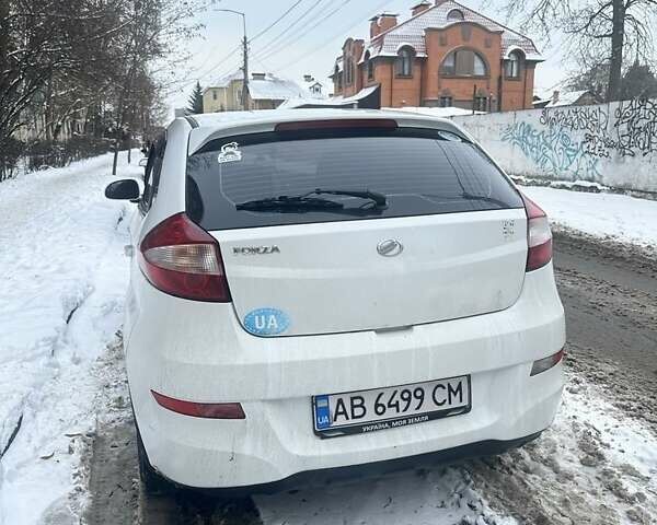 Білий ЗАЗ Форза, об'ємом двигуна 1.5 л та пробігом 120 тис. км за 3310 $, фото 2 на Automoto.ua