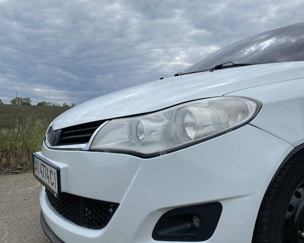 Білий ЗАЗ Форза, об'ємом двигуна 1.5 л та пробігом 77 тис. км за 3100 $, фото 7 на Automoto.ua