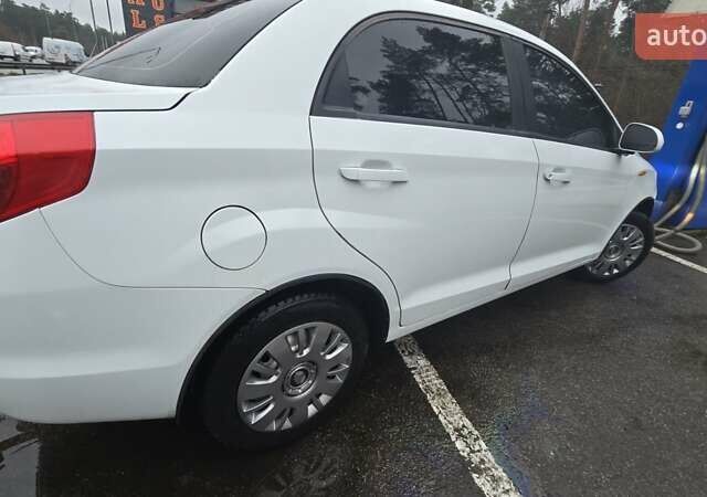 Белый ЗАЗ Форза, объемом двигателя 1.5 л и пробегом 130 тыс. км за 3000 $, фото 5 на Automoto.ua