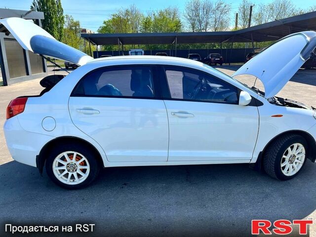 Белый ЗАЗ Форза, объемом двигателя 1.5 л и пробегом 110 тыс. км за 3100 $, фото 10 на Automoto.ua