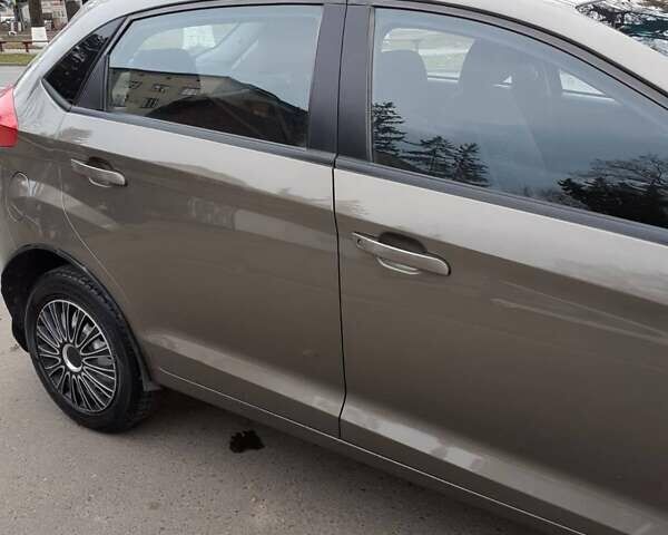 Бежевый ЗАЗ Форза, объемом двигателя 1.5 л и пробегом 129 тыс. км за 3500 $, фото 4 на Automoto.ua