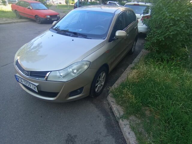 Бежевый ЗАЗ Форза, объемом двигателя 1.5 л и пробегом 52 тыс. км за 2850 $, фото 5 на Automoto.ua