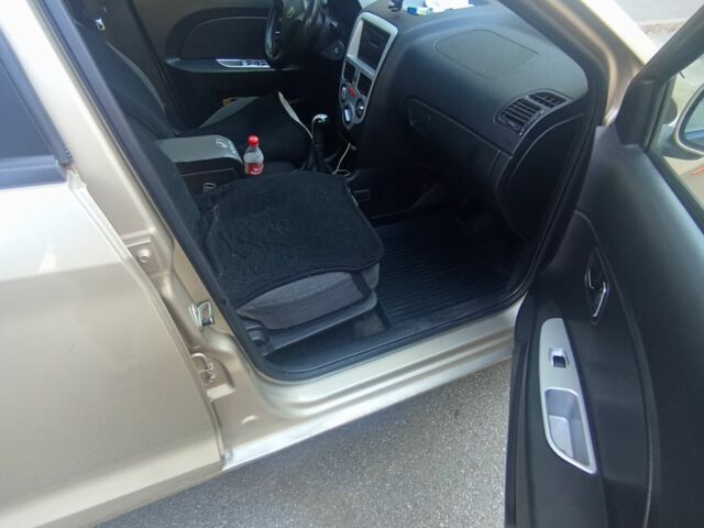 Бежевый ЗАЗ Форза, объемом двигателя 1.5 л и пробегом 52 тыс. км за 2850 $, фото 2 на Automoto.ua