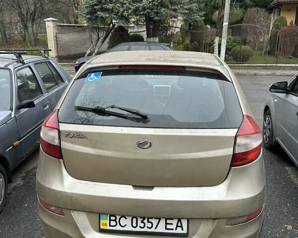 Бежевый ЗАЗ Форза, объемом двигателя 1.5 л и пробегом 209 тыс. км за 2000 $, фото 1 на Automoto.ua