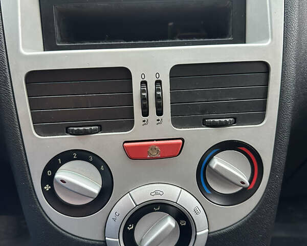 Бежевый ЗАЗ Форза, объемом двигателя 1.5 л и пробегом 209 тыс. км за 2000 $, фото 14 на Automoto.ua