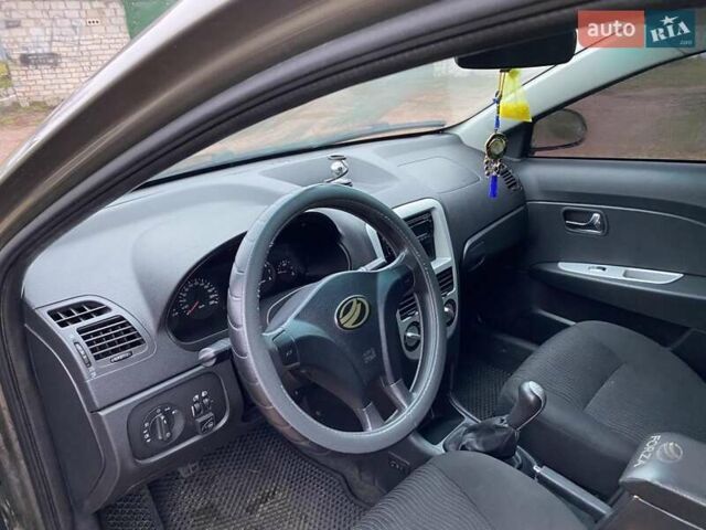 Бежевый ЗАЗ Форза, объемом двигателя 1.5 л и пробегом 175 тыс. км за 2300 $, фото 7 на Automoto.ua