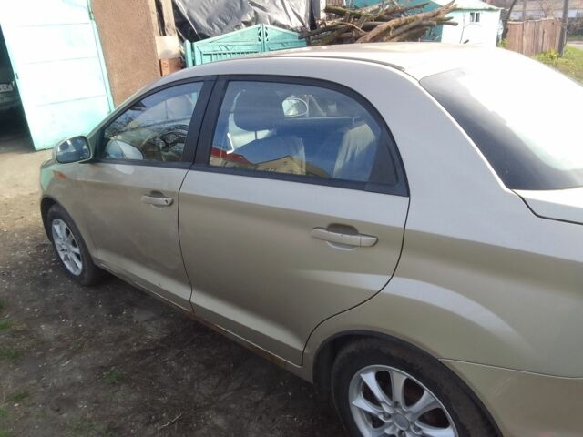 Бежевый ЗАЗ Форза, объемом двигателя 1.5 л и пробегом 107 тыс. км за 2000 $, фото 1 на Automoto.ua