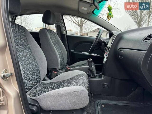 Бежевый ЗАЗ Форза, объемом двигателя 1.5 л и пробегом 107 тыс. км за 3600 $, фото 11 на Automoto.ua