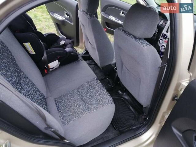 Бежевый ЗАЗ Форза, объемом двигателя 1.5 л и пробегом 113 тыс. км за 2489 $, фото 18 на Automoto.ua