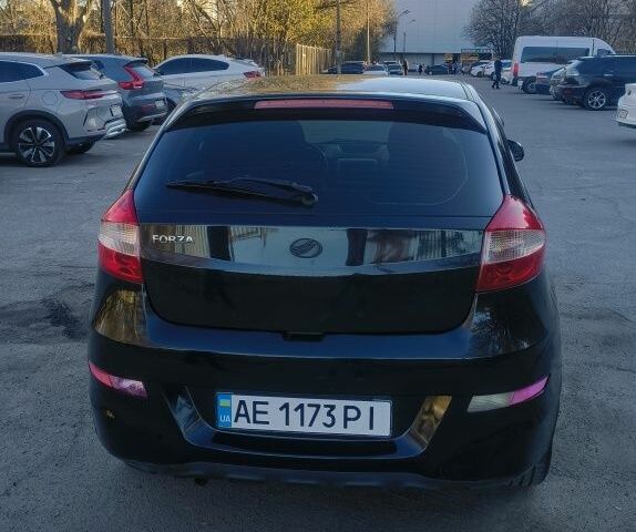 Чорний ЗАЗ Форза, об'ємом двигуна 1.5 л та пробігом 100 тис. км за 4000 $, фото 3 на Automoto.ua