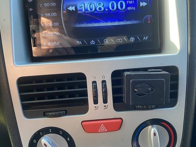 Чорний ЗАЗ Форза, об'ємом двигуна 1.5 л та пробігом 60 тис. км за 3828 $, фото 6 на Automoto.ua