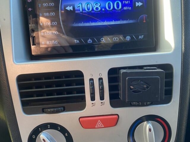 Чорний ЗАЗ Форза, об'ємом двигуна 1.5 л та пробігом 60 тис. км за 932 $, фото 4 на Automoto.ua