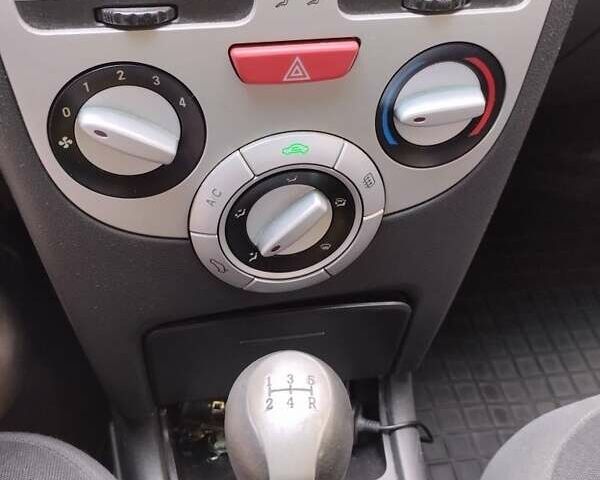 Красный ЗАЗ Форза, объемом двигателя 1.5 л и пробегом 125 тыс. км за 3500 $, фото 6 на Automoto.ua