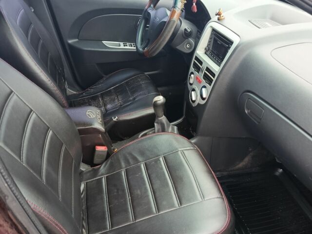 Красный ЗАЗ Форза, объемом двигателя 1.5 л и пробегом 128 тыс. км за 2700 $, фото 4 на Automoto.ua