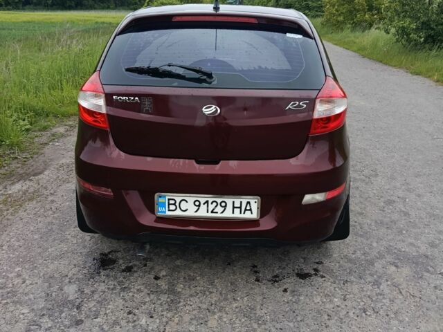 Красный ЗАЗ Форза, объемом двигателя 1.5 л и пробегом 128 тыс. км за 2700 $, фото 1 на Automoto.ua