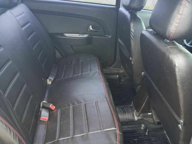 Красный ЗАЗ Форза, объемом двигателя 1.5 л и пробегом 128 тыс. км за 2700 $, фото 5 на Automoto.ua