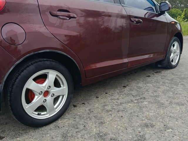 Красный ЗАЗ Форза, объемом двигателя 1.5 л и пробегом 128 тыс. км за 2700 $, фото 2 на Automoto.ua