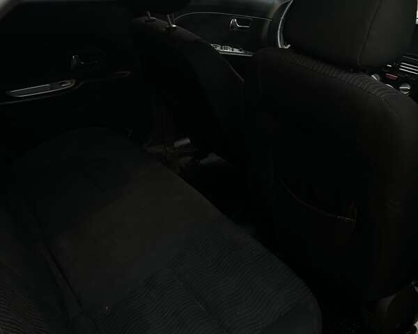 Червоний ЗАЗ Форза, об'ємом двигуна 1.5 л та пробігом 190 тис. км за 1900 $, фото 4 на Automoto.ua