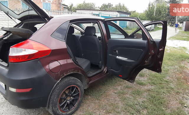 Червоний ЗАЗ Форза, об'ємом двигуна 1.5 л та пробігом 86 тис. км за 2680 $, фото 8 на Automoto.ua