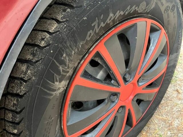 Красный ЗАЗ Форза, объемом двигателя 1.5 л и пробегом 175 тыс. км за 3200 $, фото 12 на Automoto.ua