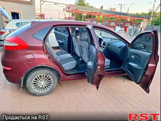 Червоний ЗАЗ Форза, об'ємом двигуна 1.5 л та пробігом 250 тис. км за 2300 $, фото 5 на Automoto.ua