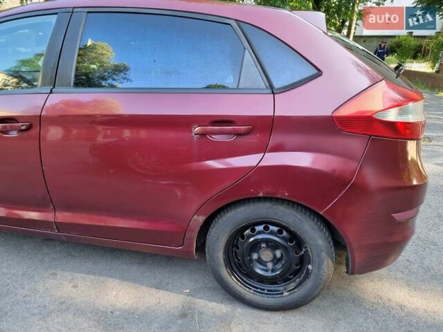 Красный ЗАЗ Форза, объемом двигателя 1.5 л и пробегом 161 тыс. км за 2300 $, фото 2 на Automoto.ua