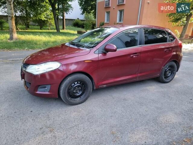 Красный ЗАЗ Форза, объемом двигателя 1.5 л и пробегом 161 тыс. км за 2300 $, фото 1 на Automoto.ua