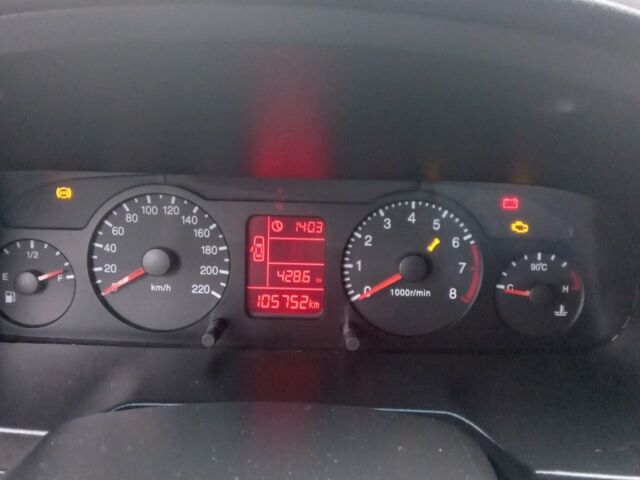 Красный ЗАЗ Форза, объемом двигателя 1.5 л и пробегом 105 тыс. км за 3305 $, фото 3 на Automoto.ua