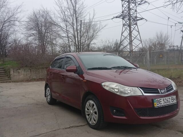 Красный ЗАЗ Форза, объемом двигателя 1.5 л и пробегом 105 тыс. км за 3305 $, фото 9 на Automoto.ua