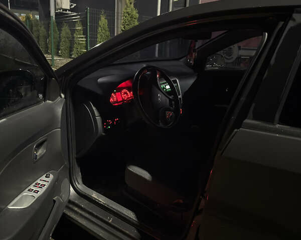 Серый ЗАЗ Форза, объемом двигателя 1.5 л и пробегом 81 тыс. км за 2000 $, фото 4 на Automoto.ua