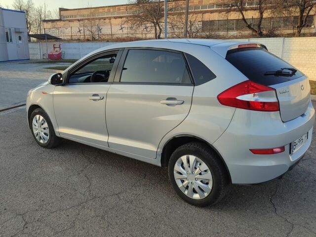 Серый ЗАЗ Форза, объемом двигателя 1.5 л и пробегом 97 тыс. км за 3500 $, фото 3 на Automoto.ua