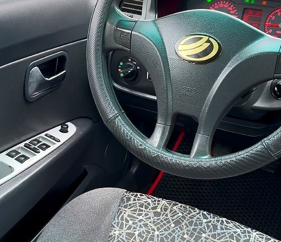 Сірий ЗАЗ Форза, об'ємом двигуна 1.5 л та пробігом 126 тис. км за 3800 $, фото 10 на Automoto.ua