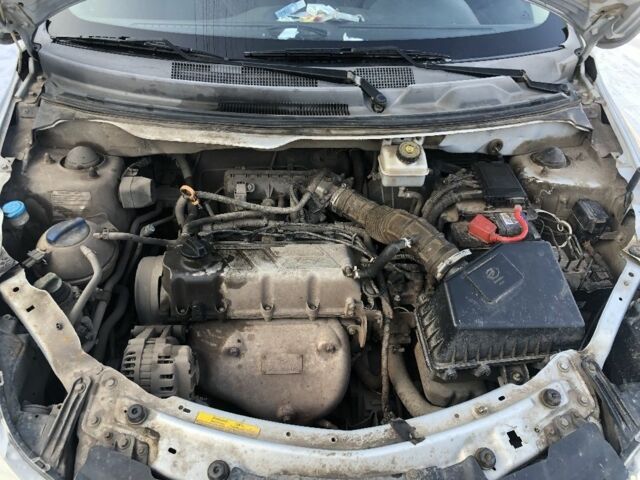 Серый ЗАЗ Форза, объемом двигателя 1.5 л и пробегом 72 тыс. км за 1500 $, фото 5 на Automoto.ua