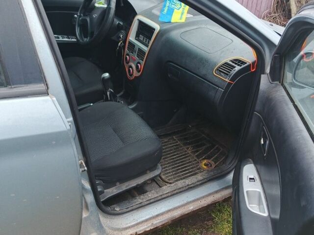 Серый ЗАЗ Форза, объемом двигателя 1.5 л и пробегом 160 тыс. км за 1700 $, фото 4 на Automoto.ua