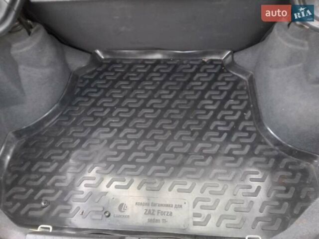 Серый ЗАЗ Форза, объемом двигателя 1.5 л и пробегом 20 тыс. км за 4200 $, фото 20 на Automoto.ua